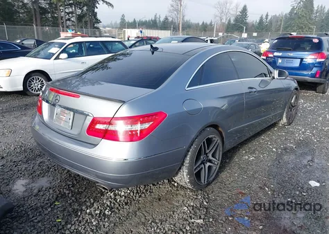 2010 Mercedes-Benz E 350 z USA, uszkodzony, nr VIN WDDKJ5GB5AF002695